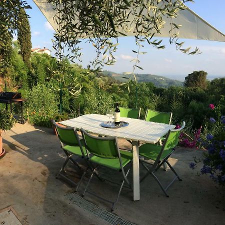 Hostal La Casina Delle Rondini Corsanico-Bargecchia Exterior foto