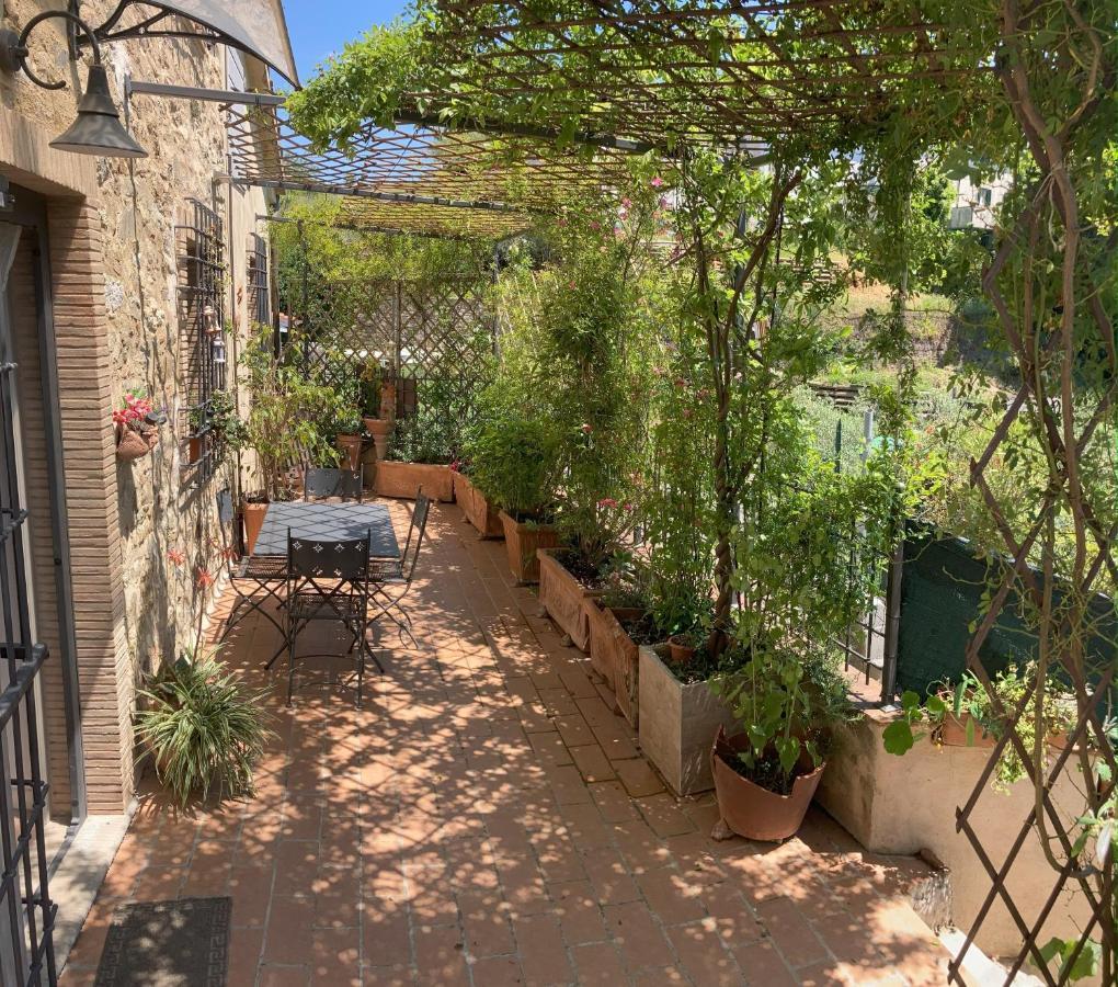 Hostal La Casina Delle Rondini Corsanico-Bargecchia Exterior foto
