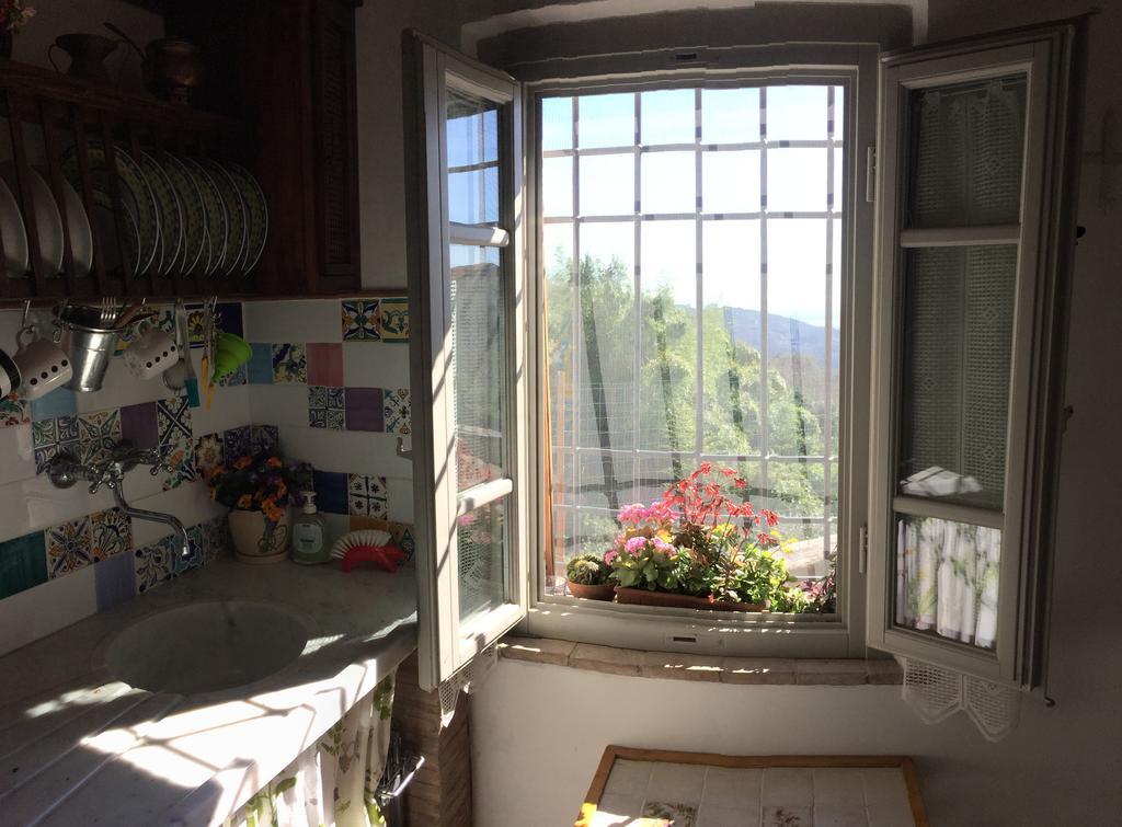 Hostal La Casina Delle Rondini Corsanico-Bargecchia Exterior foto