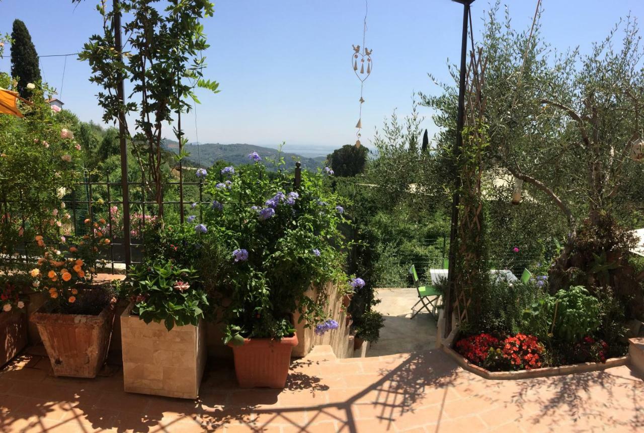 Hostal La Casina Delle Rondini Corsanico-Bargecchia Exterior foto