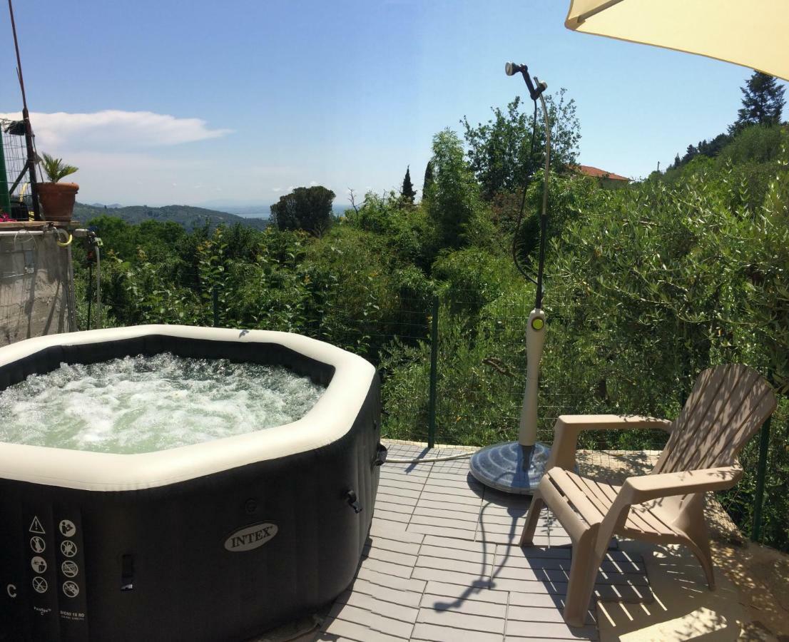 Hostal La Casina Delle Rondini Corsanico-Bargecchia Exterior foto